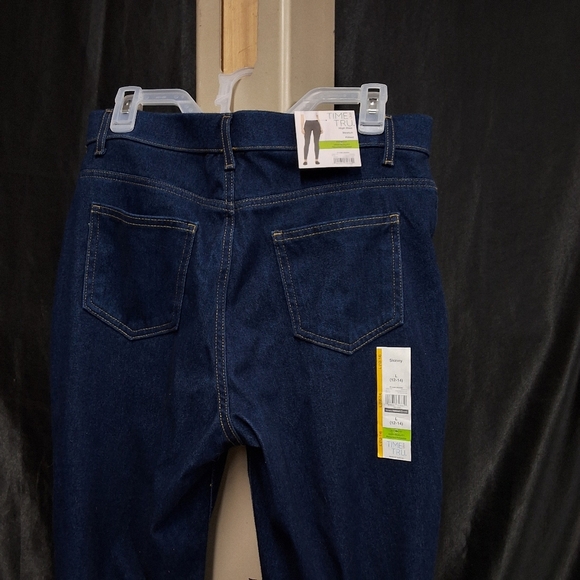 Time and Tru Blue Skinny Jeans Classic Style - Picture 13 of 16